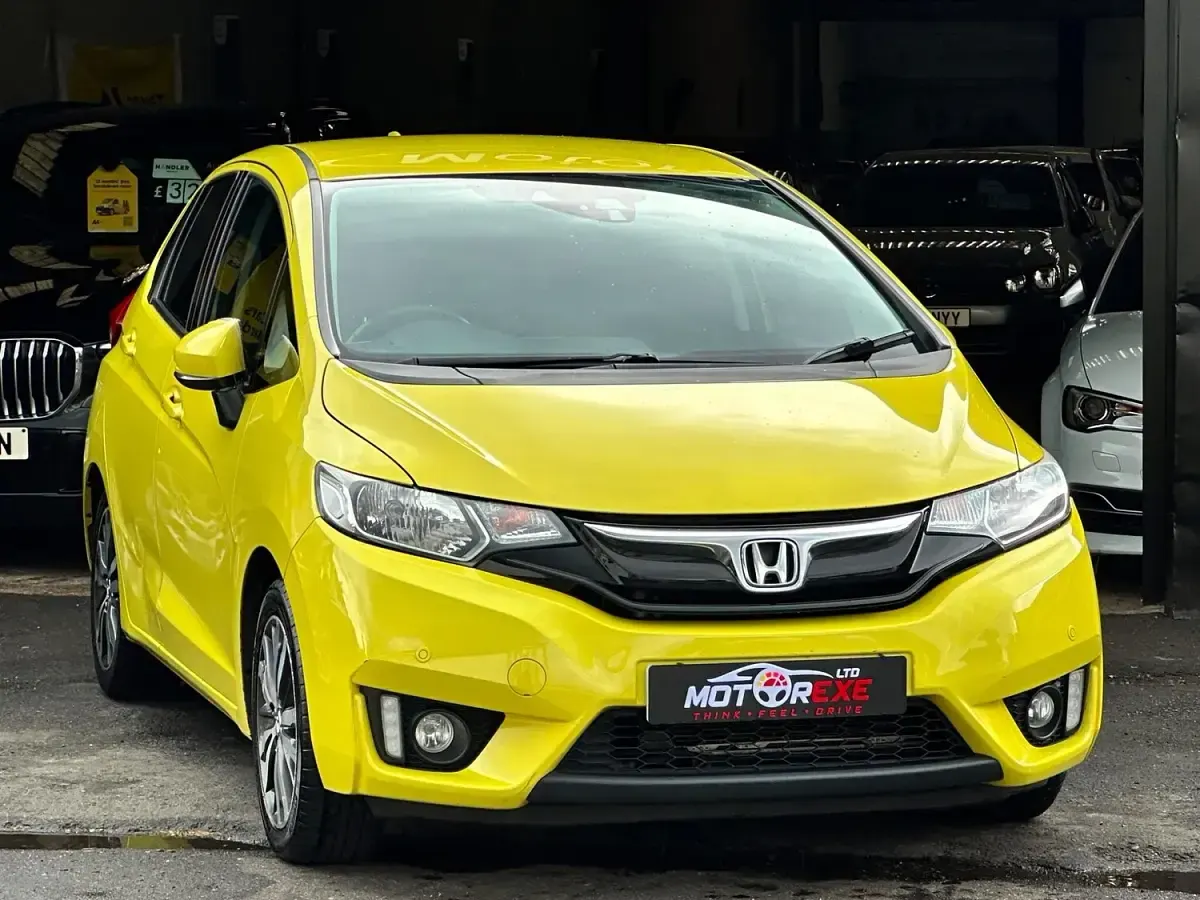 Used Honda Jazz EX 102 HP (75 kW) 2016 Yellow Hatchback