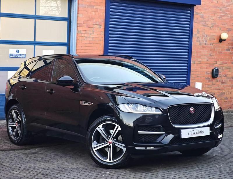 Used Jaguar F-Pace R-Sport 2017 Black SUV