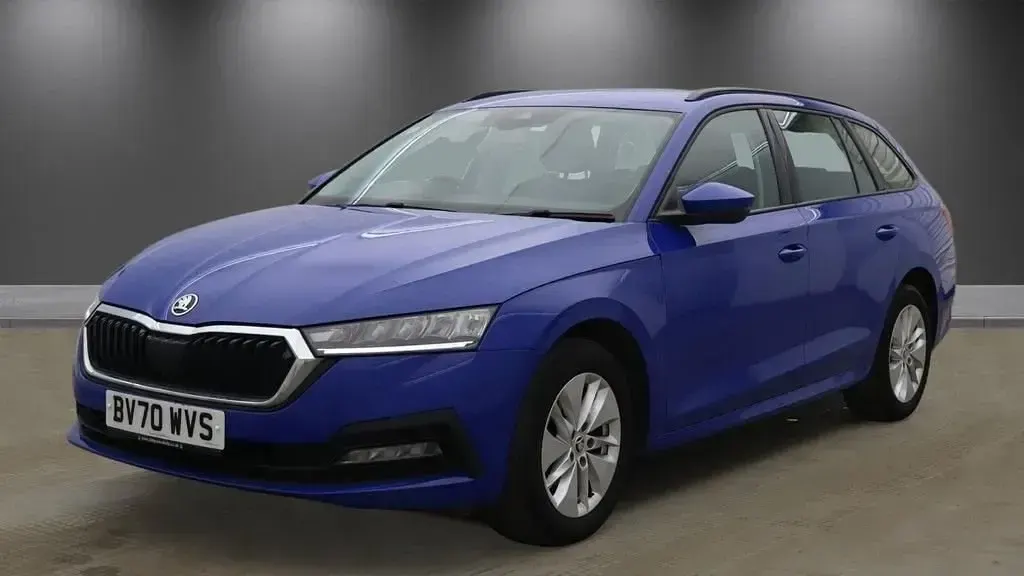 Używany Skoda Octavia SE Technology 150 KM (110 kW) 2020 Niebieski Kombi