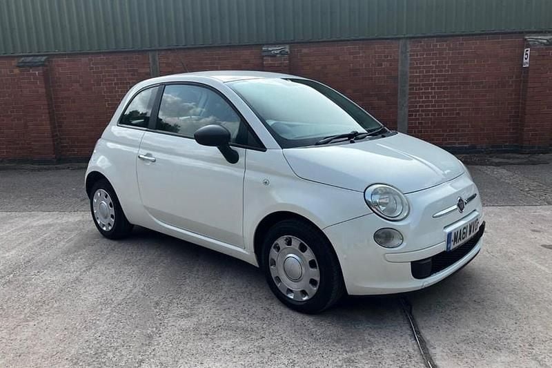 White Used 2011 Fiat 500 Pop Hatchback | £2,995 (Good price) - Image 1/1