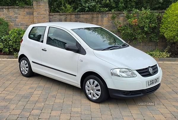 White Used 2011 VW Fox Hatchback | £2,645 (Fair price) - Image 1/4