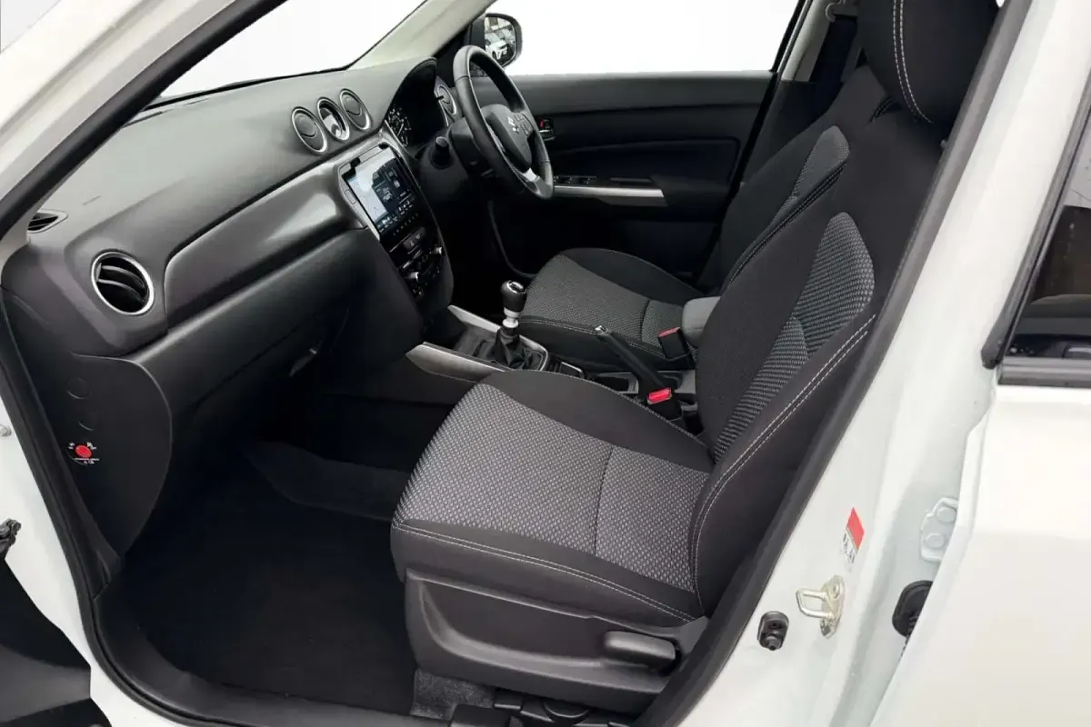 Gebraucht Suzuki Vitara 2025 Weiß SUV