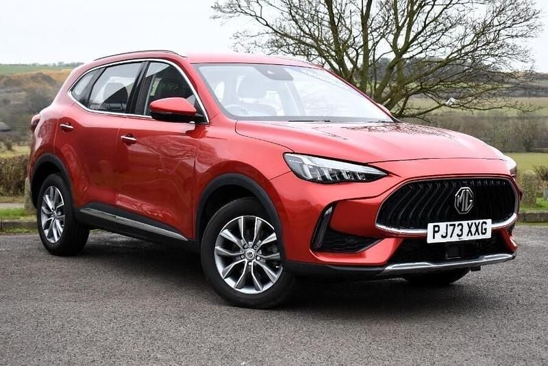 Used MG HS SE 162 HP (119 kW) 2023 Red SUV