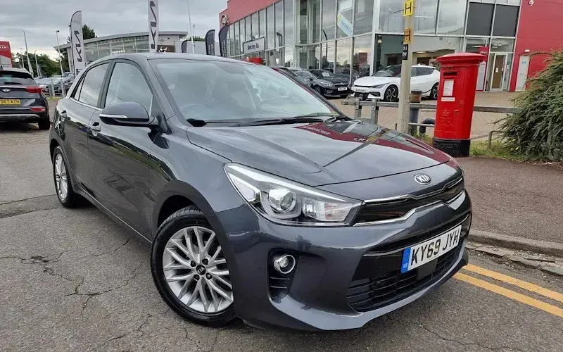 Used Kia Rio 99 HP (72 kW) 2019 Hatchback
