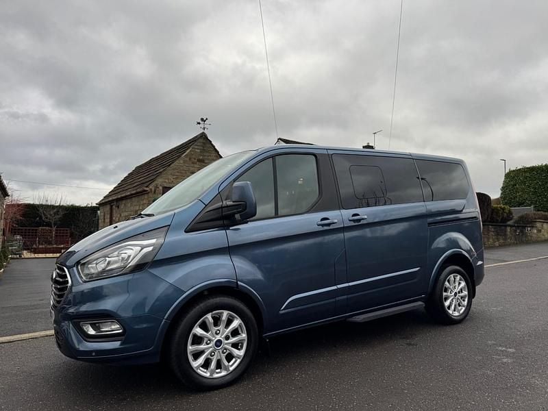 Used Ford Tourneo Titanium 2018 Blue MPV
