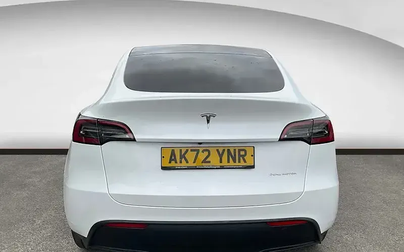 Used Tesla Model Y Long Range AWD 286 kW (389 HP) 2025 SUV