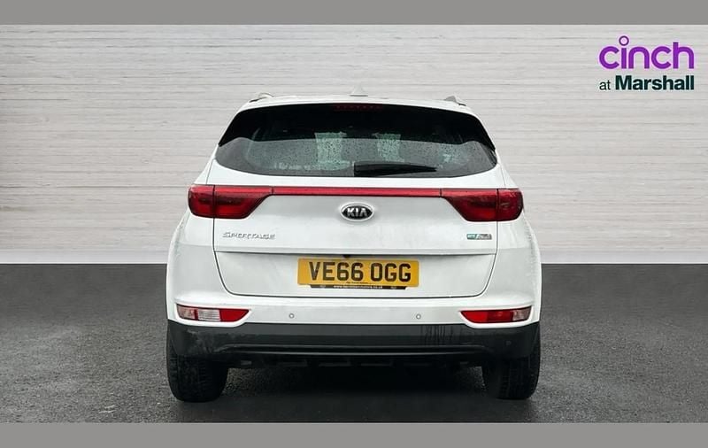 Used Kia Sportage 129 HP (94 kW) 2017 White SUV
