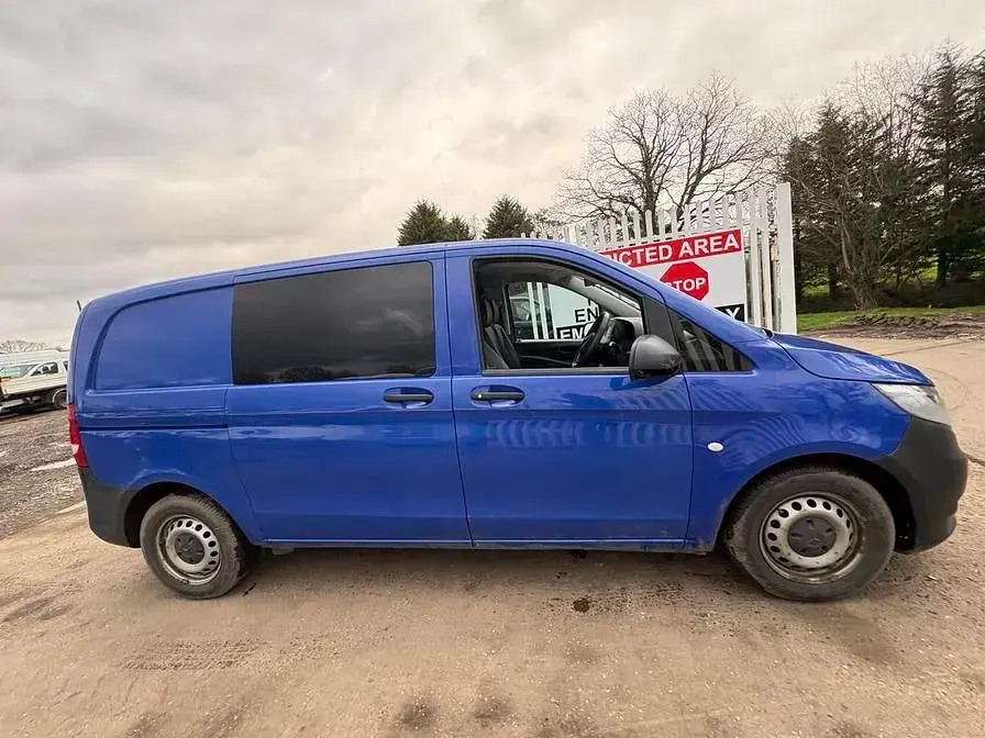 Used Mercedes Vito Progressive 2021 Blue Van