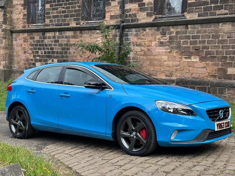 Used Volvo V40 R-Design 174 HP (127 kW) 2013 Blue Hatchback