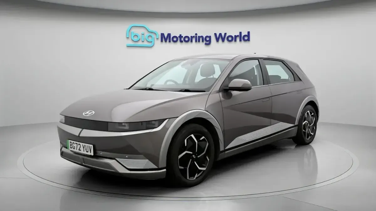 Used Hyundai Ioniq Premium 160 kW (218 HP) 2022 Green Hatchback