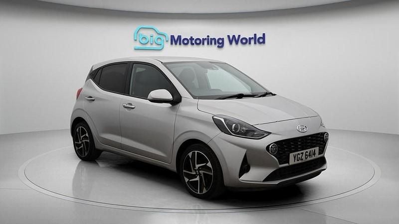 Used Hyundai i10 Premium 84 HP (61 kW) 2023 Grey Hatchback