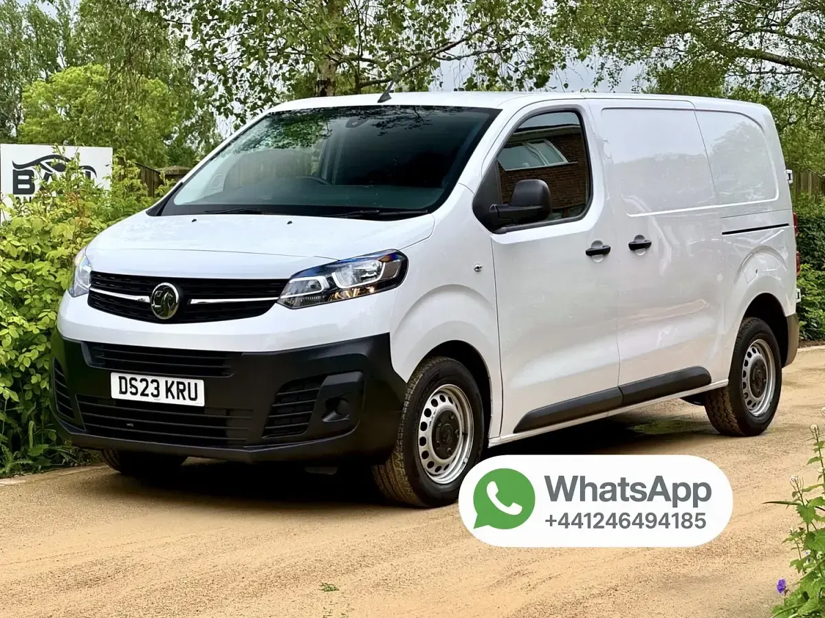 Used Vauxhall Vivaro S 100 HP (73 kW) 2023 White MPV