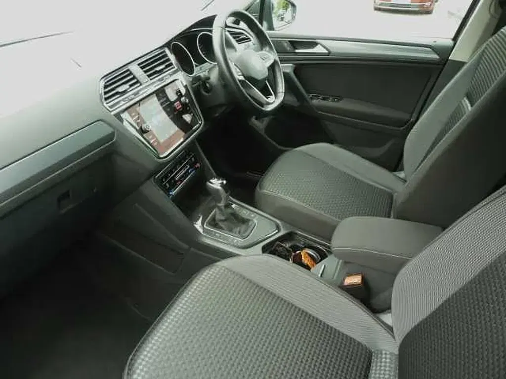 Used VW Tiguan Active 150 HP (110 kW) 2021 Grey SUV
