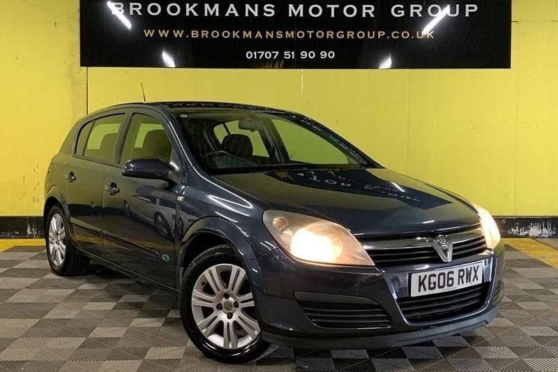 Blue Used 2006 Vauxhall Astra Active Hatchback | £1,495 - Image 1/1