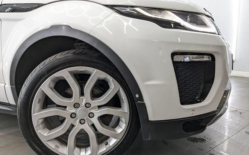 Used Land Rover Range Rover evoque HSE Dynamic 179 HP (131 kW) 2018 Hatchback