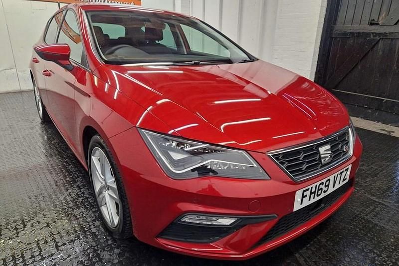 Red Used 2020 Seat Leon FR Hatchback | £11,490 (Good price) - Image 1/1