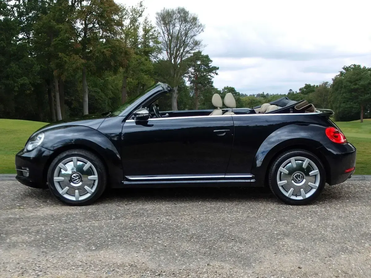 Używany VW Beetle Design 150 KM (110 kW) 2015 Czarny Hatchback