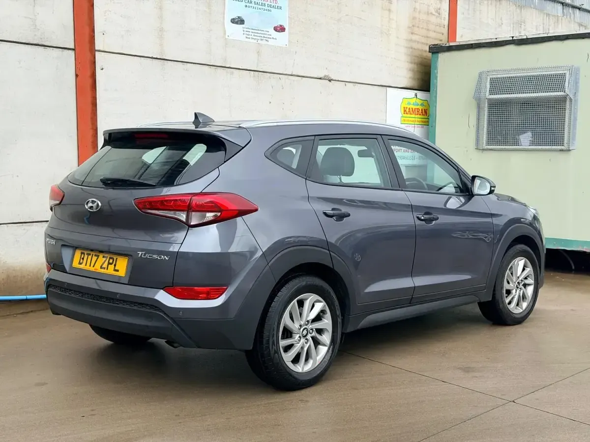 Used Hyundai Tucson SE 2017 Grey SUV