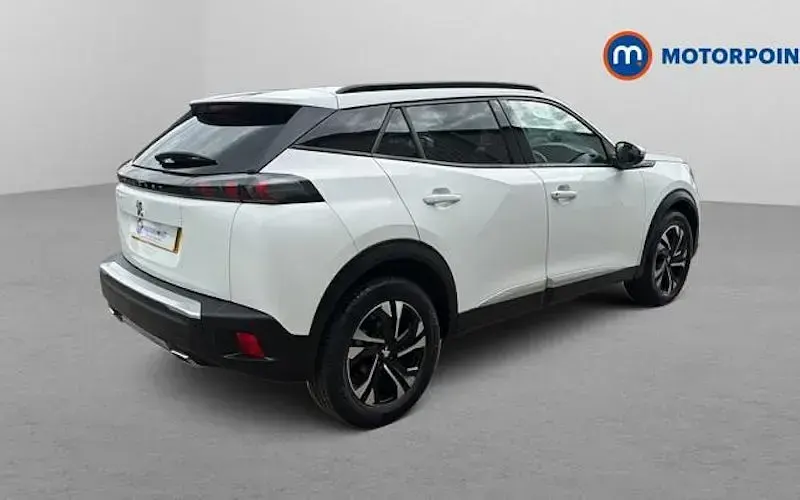 Used Peugeot 2008 Allure Premium 131 HP (96 kW) 2022 SUV