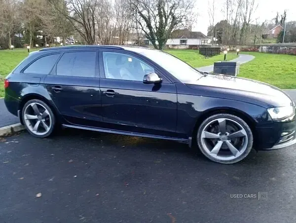 Used Audi A4 150 HP (110 kW) 2013 Black Estate