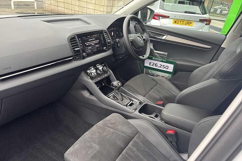 Used Skoda Karoq SE L 110 HP (80 kW) 2025 Moon white metallic SUV