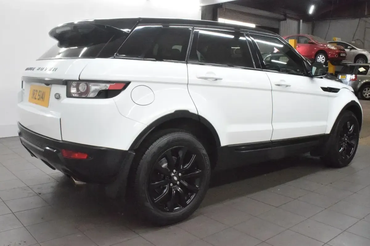 Used Land Rover Range Rover evoque Pure 2014 White SUV