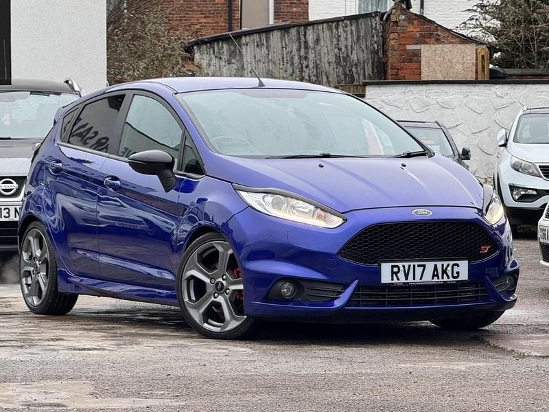 Used Ford Fiesta ST 182 HP (133 kW) 2017 Blue Hatchback