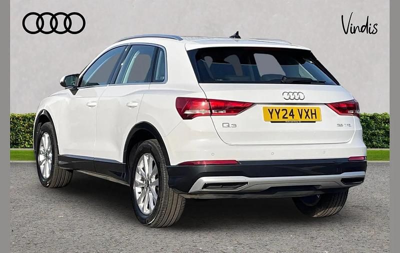 Used Audi Q3 Sport 150 HP (110 kW) 2024 White SUV