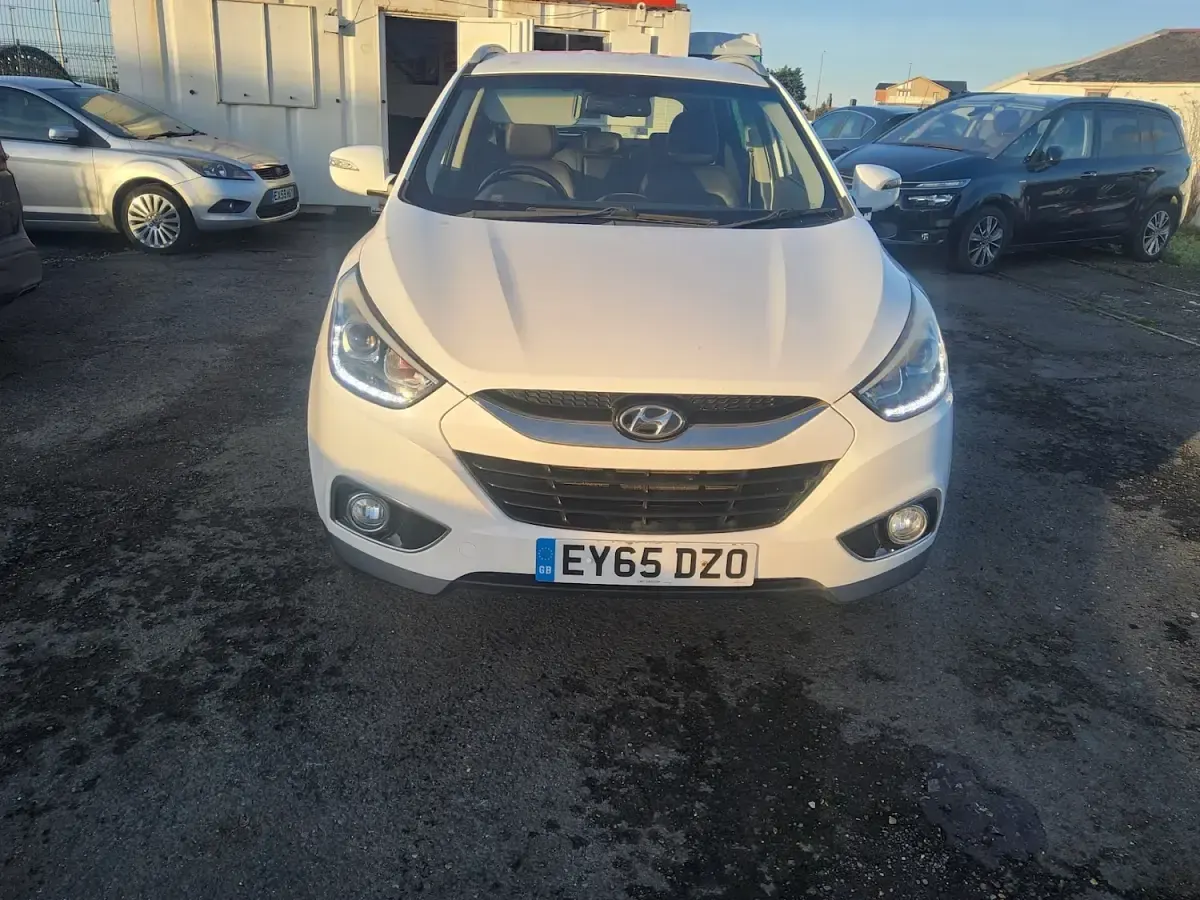 Used Hyundai ix35 SE 135 HP (99 kW) 2015 White SUV
