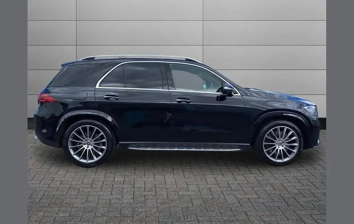 Used Mercedes GLE450 AMG AMG line 362 HP (266 kW) 2025 Black SUV
