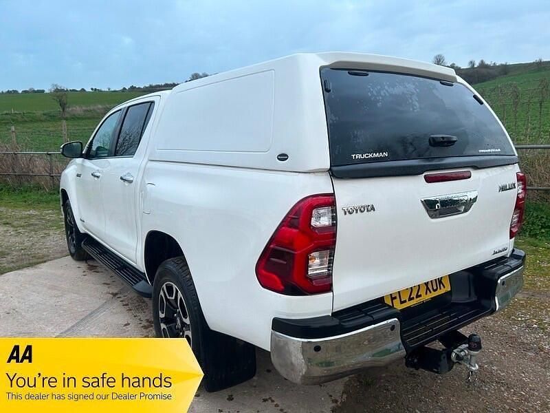 Used Toyota HiLux 2022 White Pickup