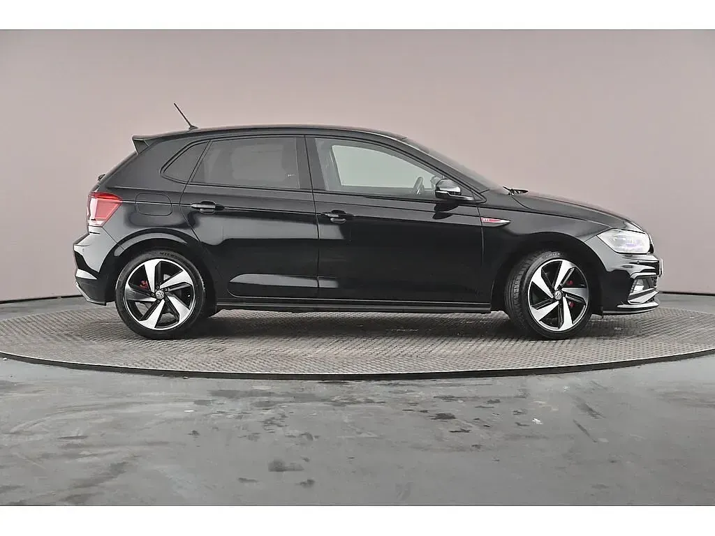 Used VW Polo 200 HP (147 kW) 2019 Hatchback