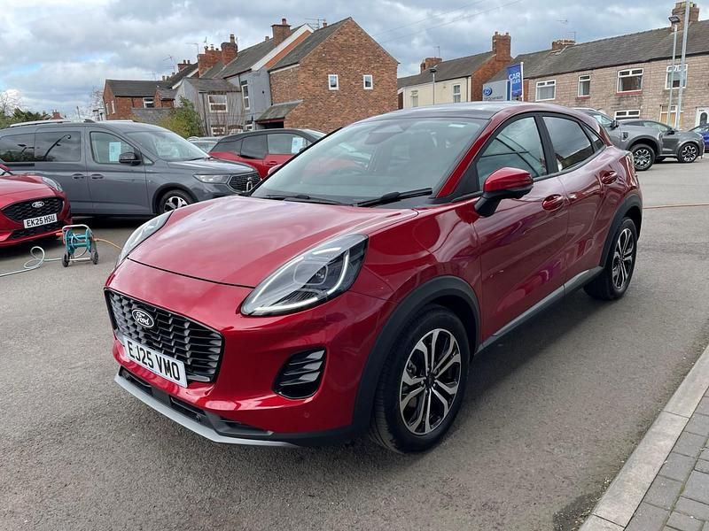 Used Ford Puma Titanium 125 HP (91 kW) 2025 Red SUV