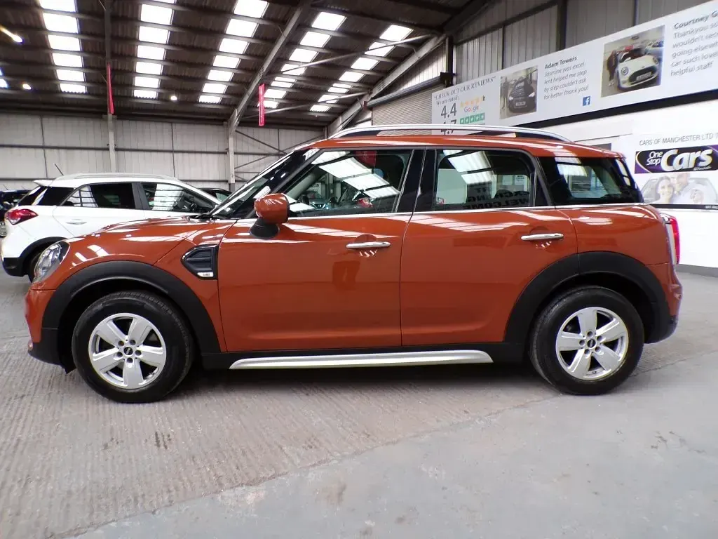 Używany Mini Cooper Classic 2020 Brązowy Hatchback
