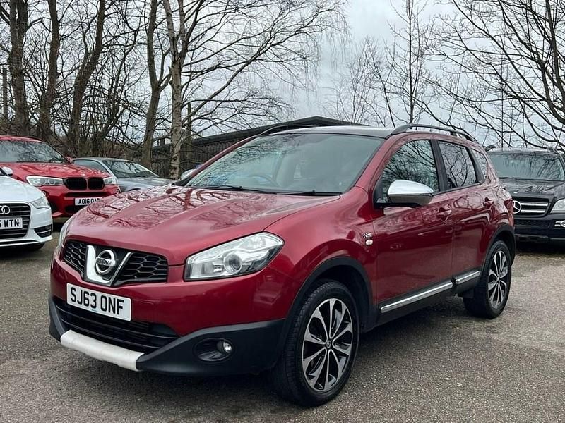 Used Nissan Qashqai 360º 110 HP (80 kW) 2013 Red SUV