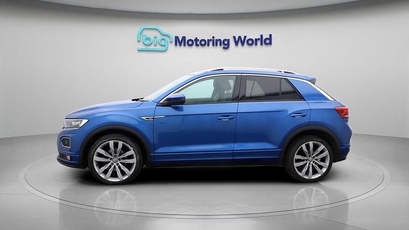 Used VW T-Roc R-line 150 HP (110 kW) 2020 Blue SUV