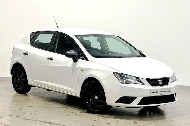 White Used 2017 Seat Ibiza SOL Hatchback | £5,950 (Good price) - Image 1/4