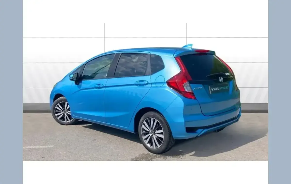 Begagnad Honda Jazz EX 102 HK (75 kW) 2018 Blå Halvkombi