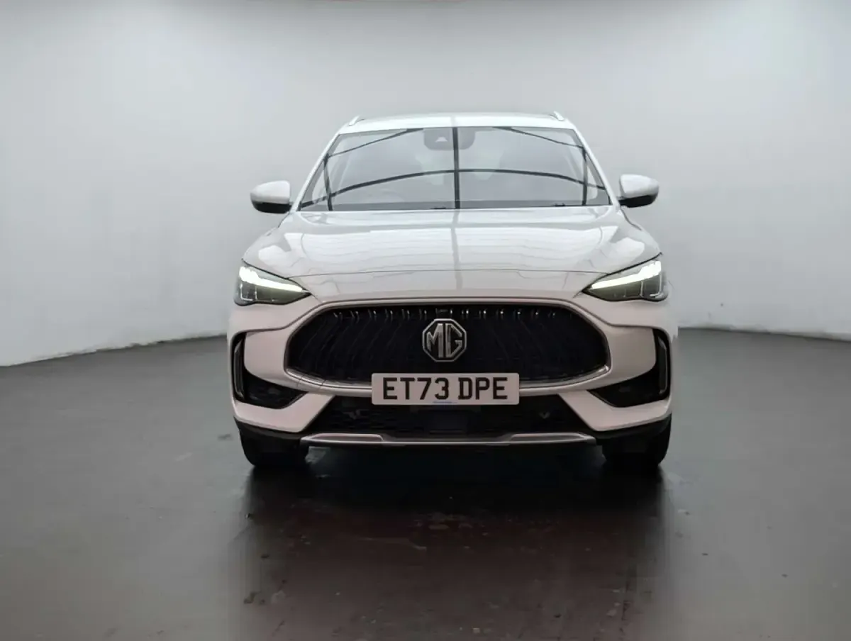Used MG HS Trophy 162 HP (119 kW) 2024 White SUV