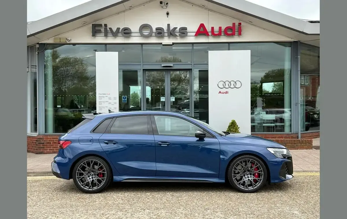 Used Audi RS3 Comfort 394 HP (289 kW) 2025 Blue Sedan