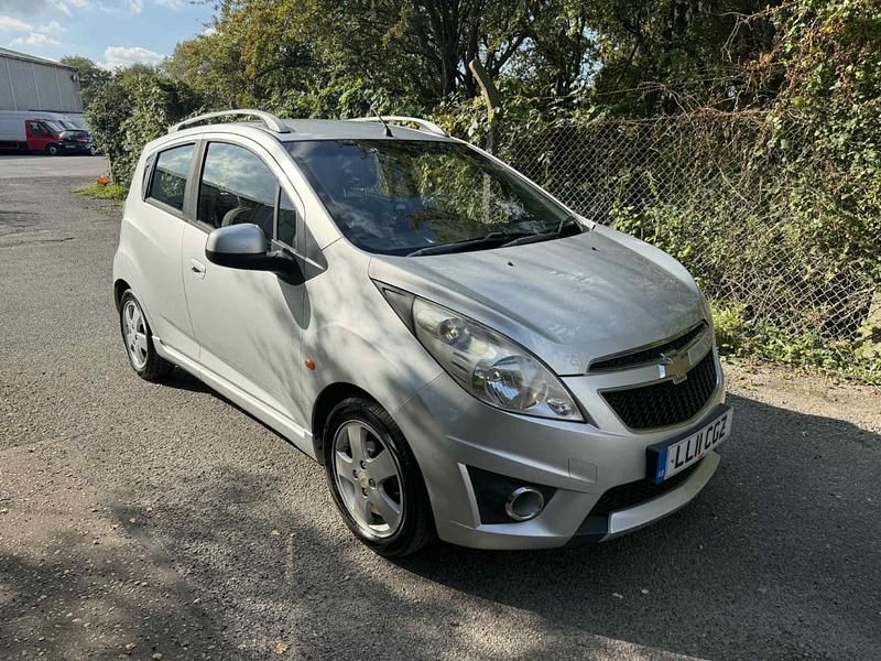 Silver Used 2011 Chevrolet Spark LT Hatchback | £1,695 (Fair price) - Image 1/4