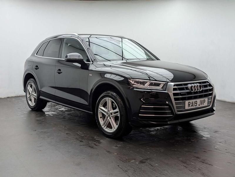 Used Audi Q5 S-Line 190 HP (139 kW) 2019 Black SUV