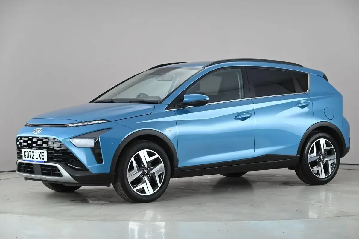 Używany Hyundai Bayon Premium 101 KM (74 kW) 2023 Niebieski SUV
