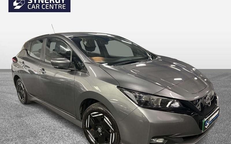 Used 2025 Nissan Leaf Acenta Hatchback | £8,990 (Good price) - Image 1/4