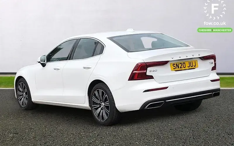 Used Volvo S60 Inscription 250 HP (183 kW) 2019 White Sedan