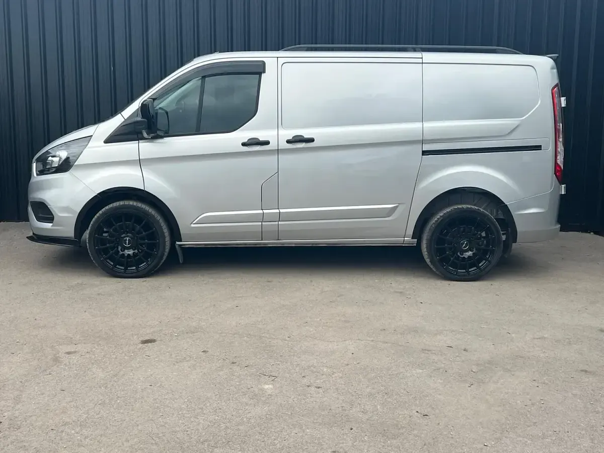 Used Ford Transit Custom S 130 HP (95 kW) 2022 Silver Van