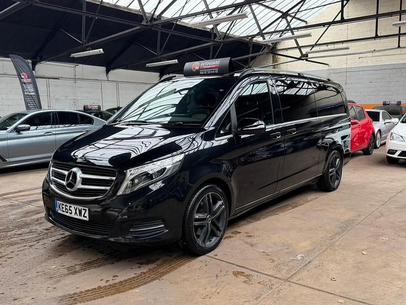 Black Used 2015 Mercedes V250 MPV | £25,000 (Fair price) - Image 1/4