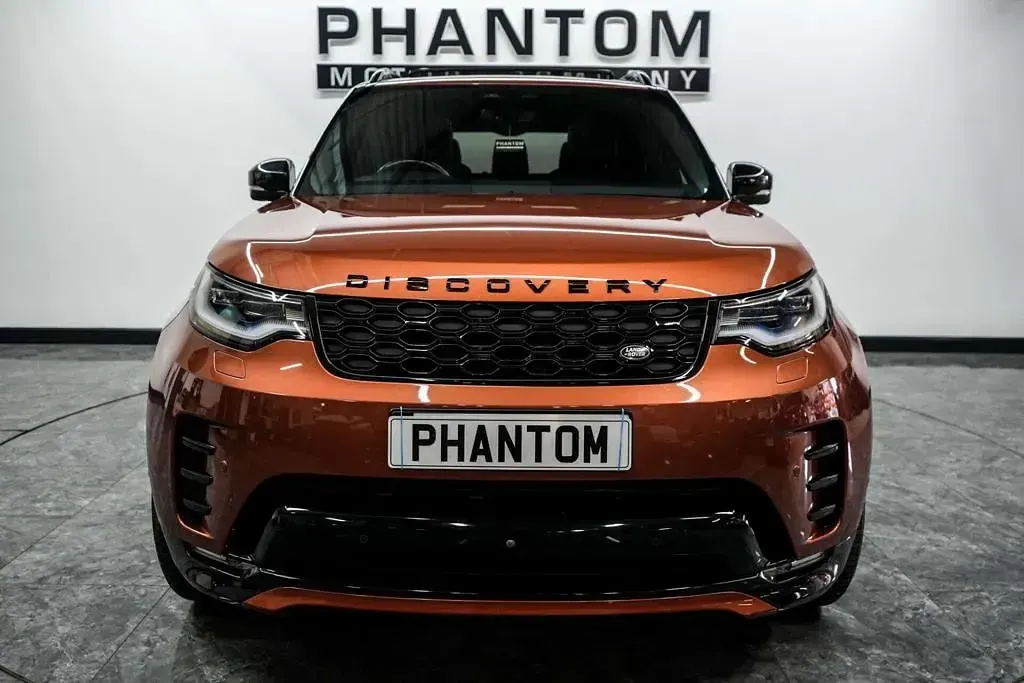 Used Land Rover Discovery HSE Dynamic 300 HP (220 kW) 2021 Orange SUV