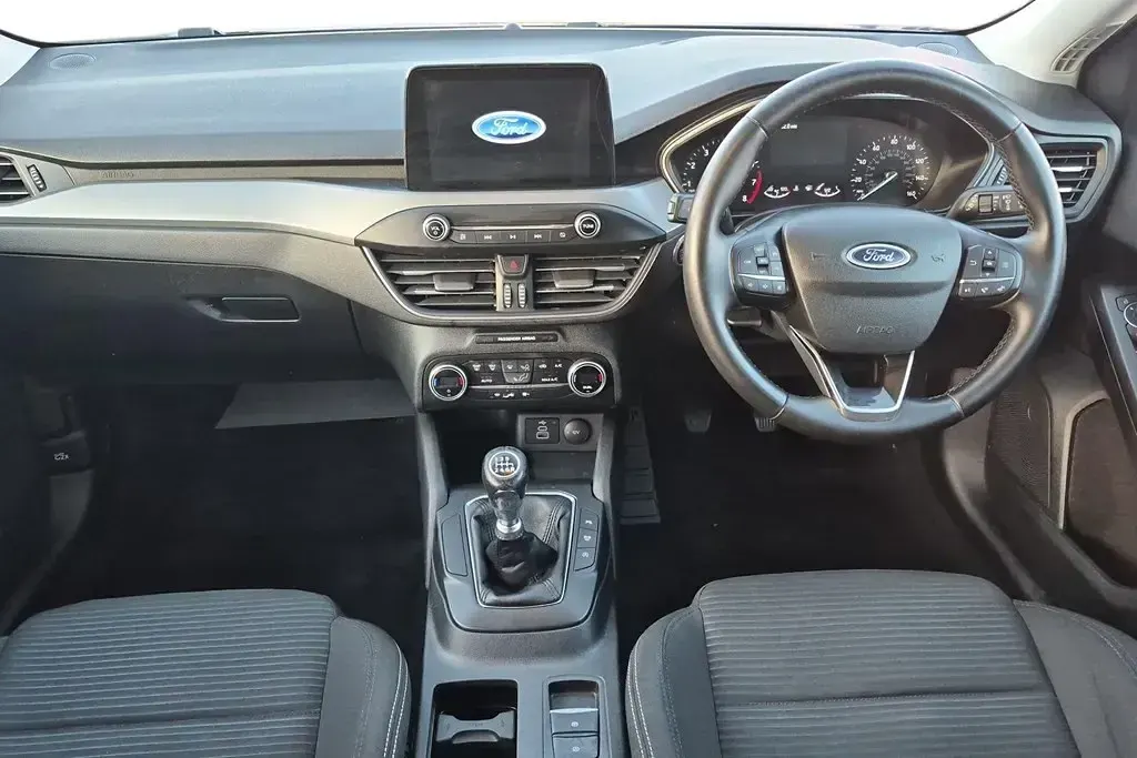 Second-hand Ford Focus Style 125 CP (91 kW) 2023 Albastru Hatchback