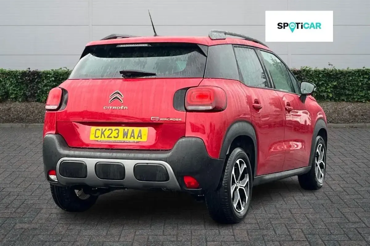 Used Citroën C3 Aircross PureTech 108 HP (79 kW) 2023 Red SUV